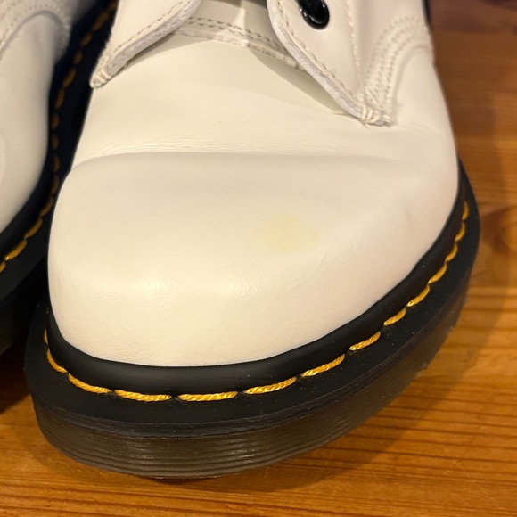 Dr. Martens White Leather Boots with Black Laces - Picture 4 of 14